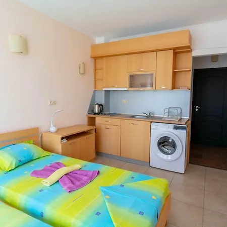 Apartment Студио До Плажа *